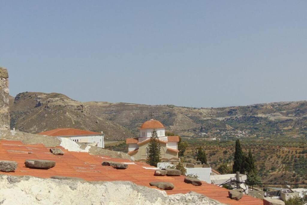 Villa Strata Kardhamiana エクステリア 写真