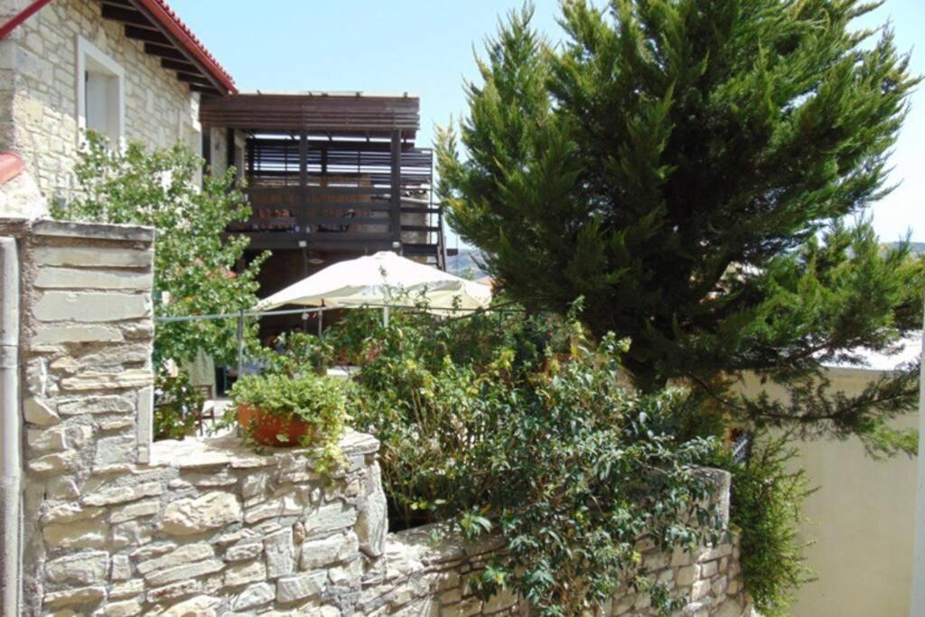 Villa Strata Kardhamiana エクステリア 写真